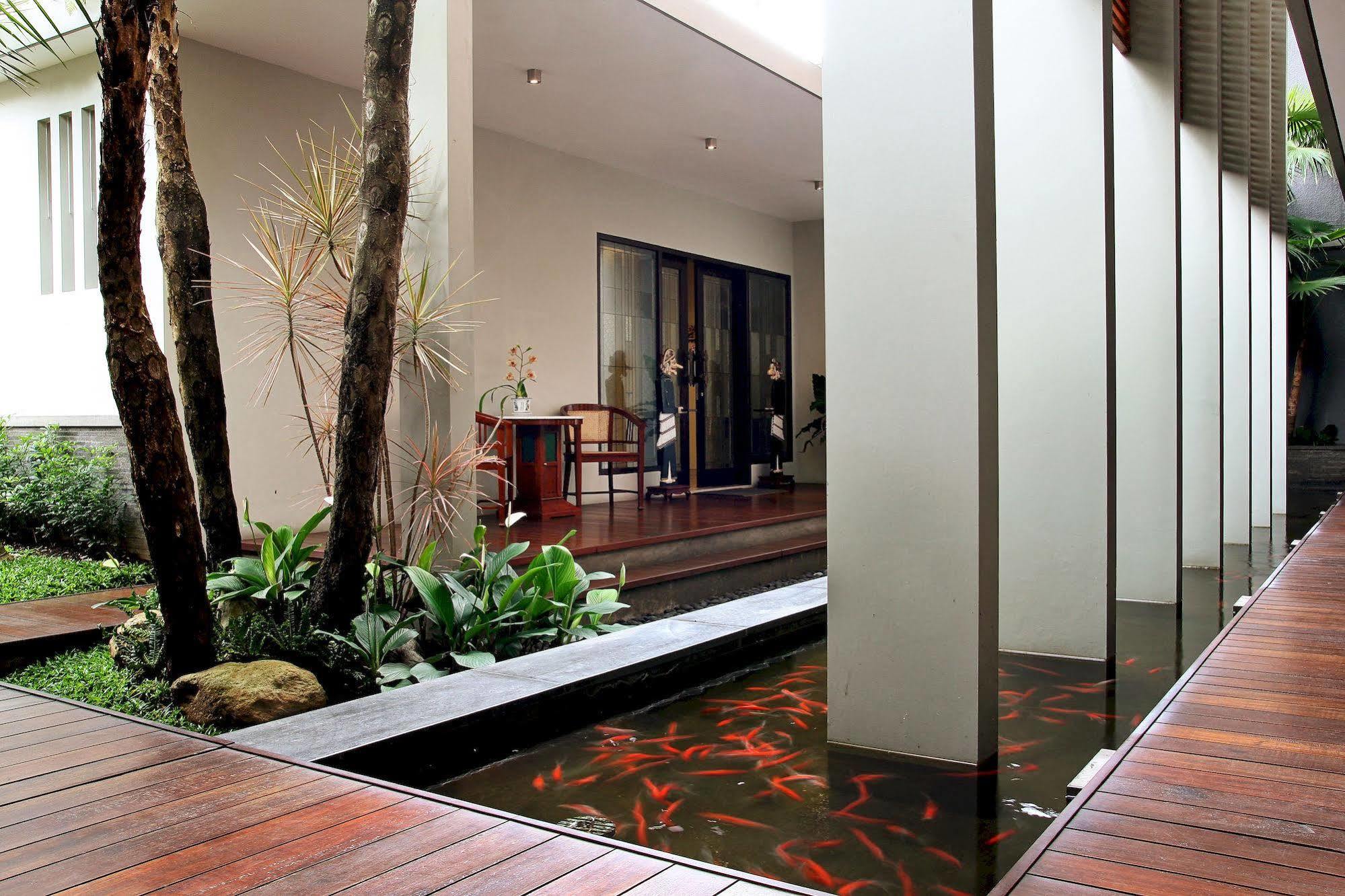 Cozy Boutique Guest House Malang Luaran gambar